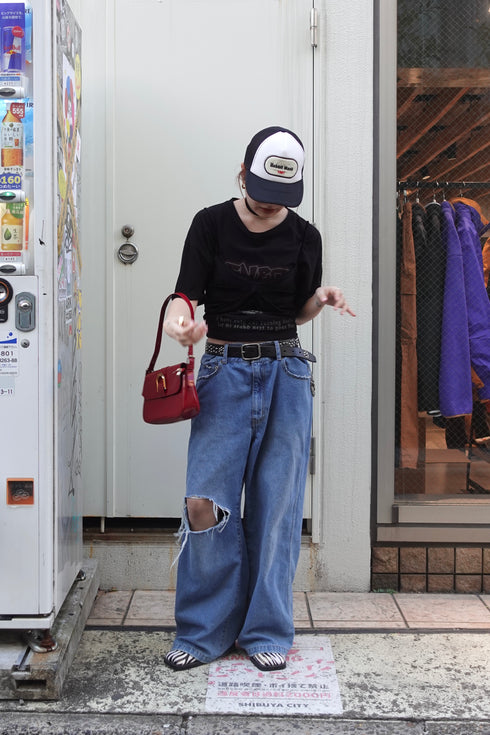 ベロアビスチェ